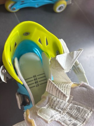Patines ajustables niño/niña T27-30,caja incluida