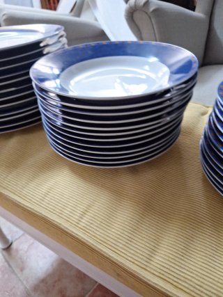 Vajilla 12 servicios porcelana azul y blanco