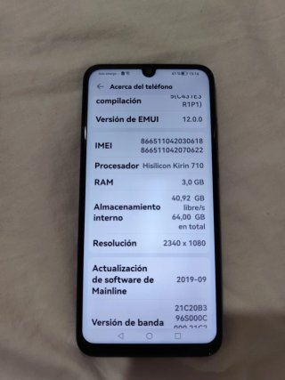 Huawei P Smart+ 2019 con cargador y funda