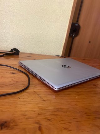 Portátil HP i5 Gen 8 Plata