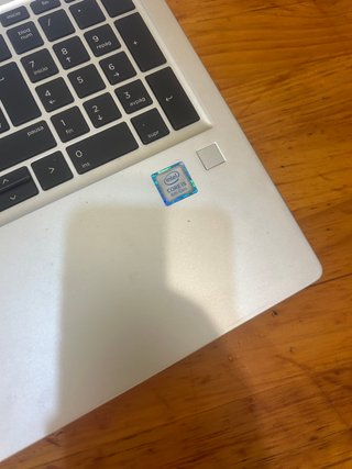Portátil HP i5 Gen 8 Plata