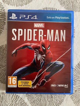 Consola PlayStation 4 Negra y videojuego Spiderman