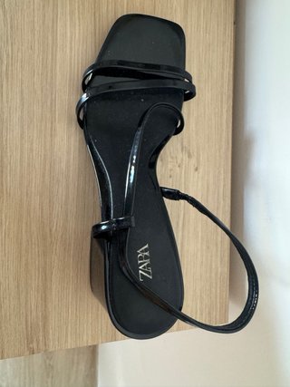 Sandalias Zara Talla 38 Negras