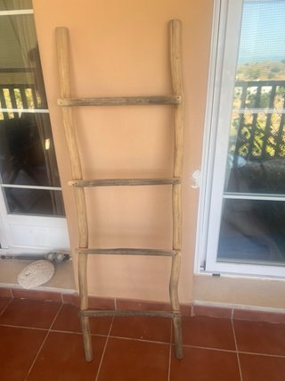 Escalera decorativa rústica madera