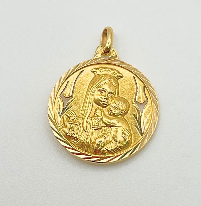 Medalla Sagrado Corazón Oro 18k 3.30 gr