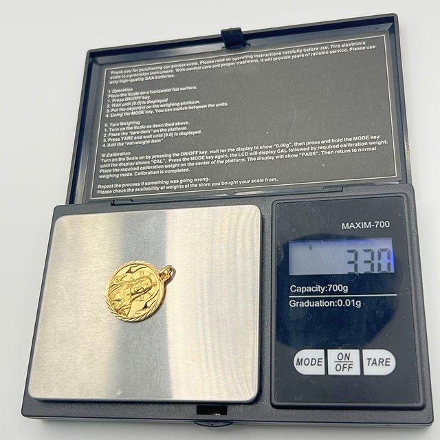 Medalla Sagrado Corazón Oro 18k 3.30 gr