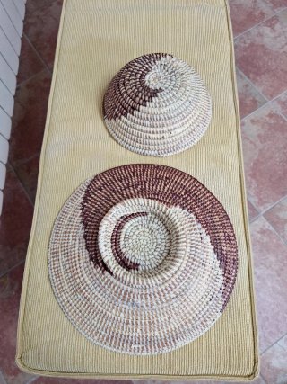 2 cestos decorativos bambú y mimbre