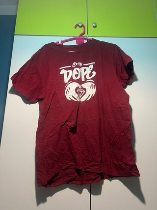 Camiseta Stay Dope Roja