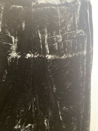 Pantalón pinzas terciopelo negro Massimo Dutti