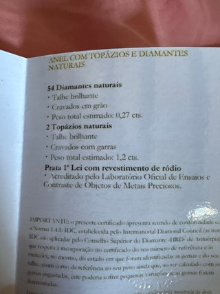 Anillo de diamantes y topacios