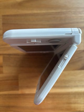 New Nintendo 3DS XL blanca IMPOLUTA - Doble IPS