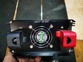 Inversor 1500W/3000W 24V DC a 230V AC