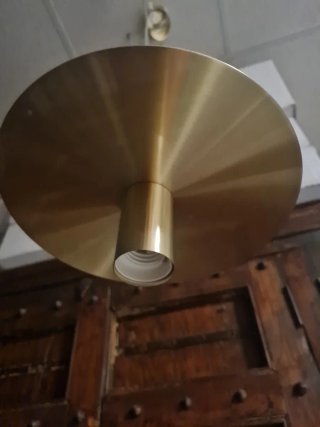 Lámpara diseño dorada