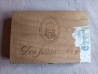 Scatola in legno per sigari Don Julián N° 1