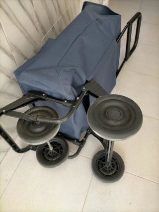 Carro de la compra 4 ruedas.