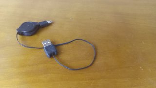 Cable USB a Mini USB retráctil