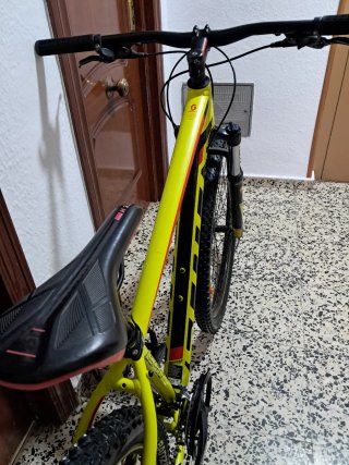 OCASIÓN! Scott 950 talla L 29 muy ligera y nueva