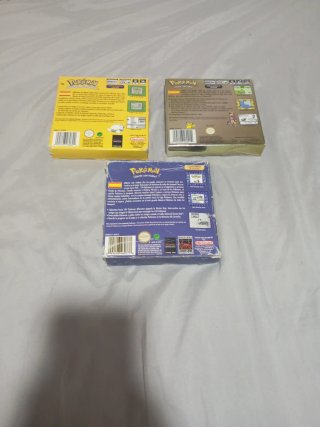 Game Boy Color edición especial Pikachu Amarillo