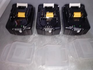3 Baterías Makita 18V 5.0Ah Li-ion