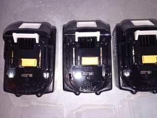 3 Baterías Makita 18V 5.0Ah Li-ion