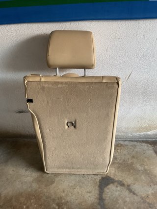 VW Touareg Respaldo Trasero Izquierdo
