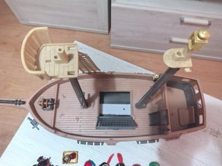 Barco Pirata Playmobil con Accesorios