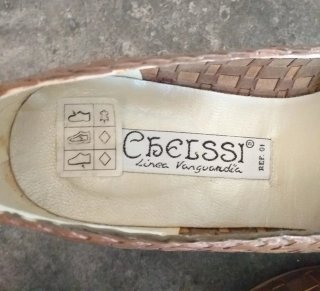 ZAPATOS  MARRONES..