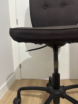 Silla de escritorio gris oscuro  Modelo LILLHÖJDEN