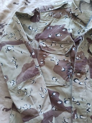 Uniforme militar camuflaje desierto 1N