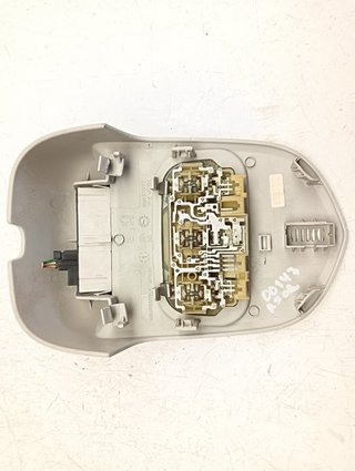 LUZ INTERIOR PEUGEOT 308 9HX 9681370177