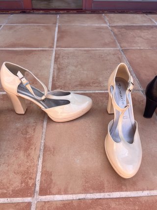 Zapatos de tacón talla 40