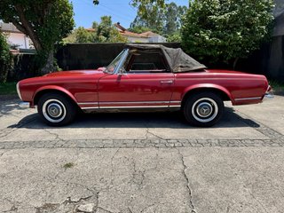 Mercedes-Benz 230SL Pagoda 1966