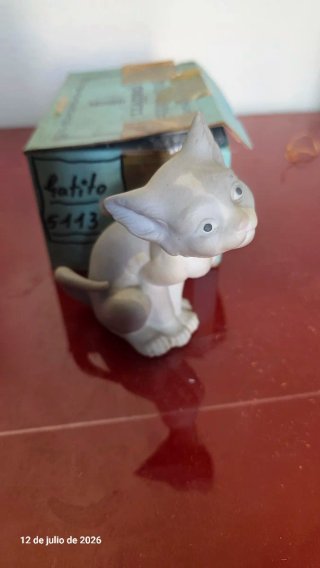 Figura Lladro Gatito Expectante Porcelana