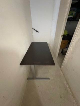 Escritorio Madera y Aluminio ( Precio Negociable )