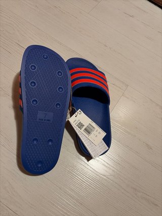 Chanclas Adidas Azul y Rojo