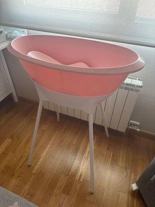 Bañera bebé rosa con soporte