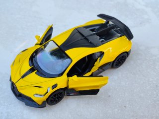 Modellino Bugatti Divo 1:38 Diecast