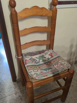 Mesa de comedor rústica de madera y 6 sillas