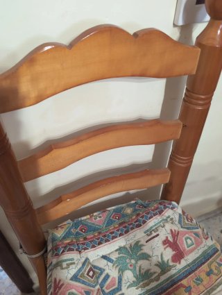 Mesa de comedor rústica de madera y 6 sillas