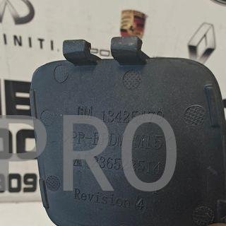 TAPA GANCHO TRASERO OPEL ASTRA USADO 13425479