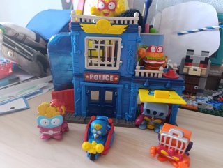 Superthings Coche de Juguete