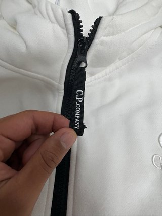 Chaqueta CP Company Blanca con Gafas, buen estado