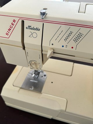 Máquina Coser Singer Melodie 20 Eléctrica
