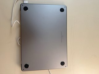 Macbook Air 13 M3 2024