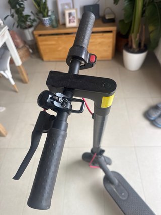 Patinete Eléctrico Xiaomi y rueda de repuesto