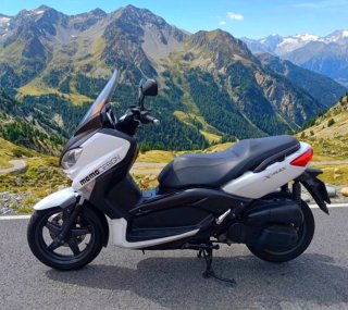Yamaha X-MAX 125 2010