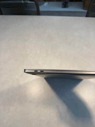 MacBook Pro 15 2018 i7 16GB RAM 512GB SSD