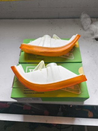 Pilotos intermitentes Renault Super R5 originales