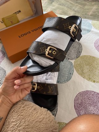 Sandalias Louis Vuitton Marrón y Dorado