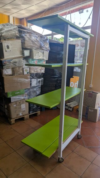 Espositore commerciale su ruote